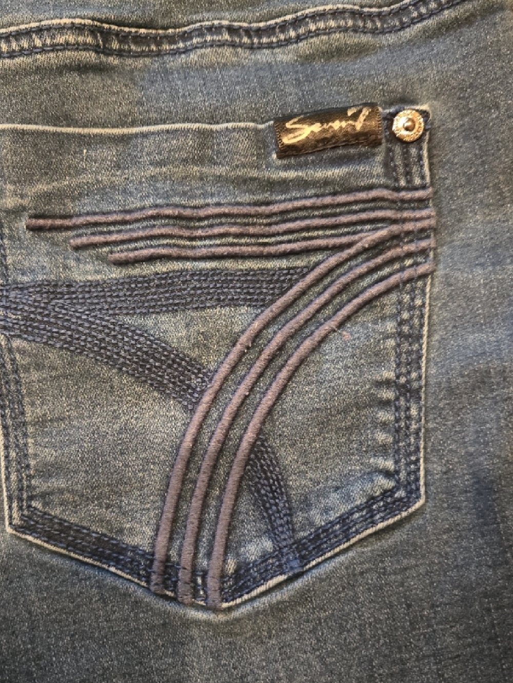 Seven7 Denim Shorts in Medium Blue Wash - Picture 7 of 13